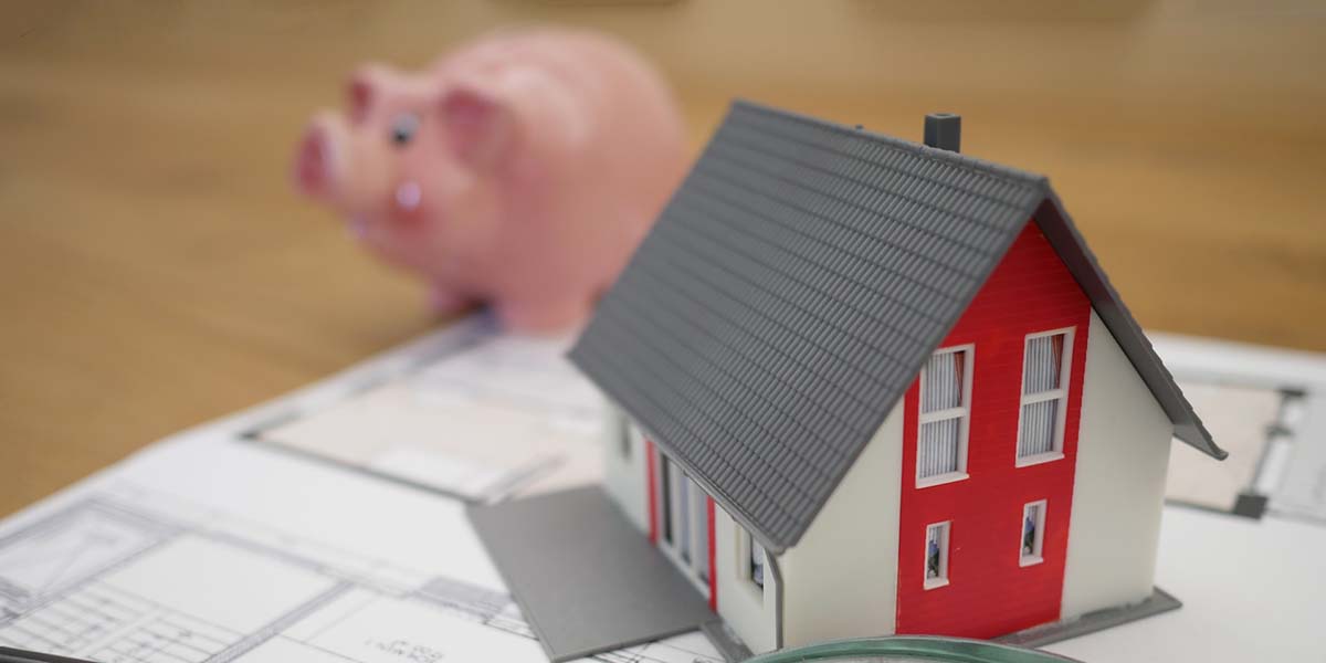 How Much to Offer on Bank-Owned Property