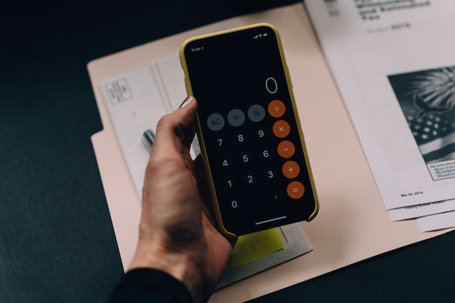 calculate the investment’s NOI